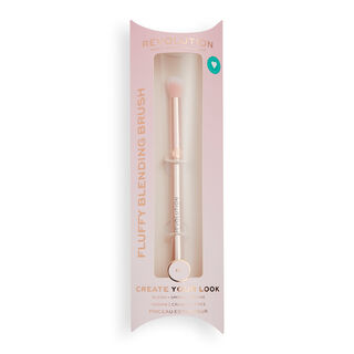 Makeup Revolution Create Fluffy Blending Brush R4 Makeup Revolution Create Fluffy Blending Brush R4