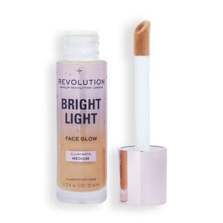 Makeup Revolution Bright Light Face Glow Illuminate Medium Makeup Revolution Bright Light Face Glow Illuminate Medium