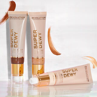 Makeup Revolution Superdewy Tinted Moisturiser Makeup Revolution Superdewy Tinted Moisturiser
